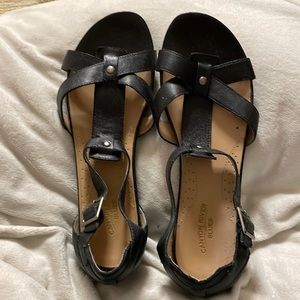 Women size 91/2 black sandals worn a few times